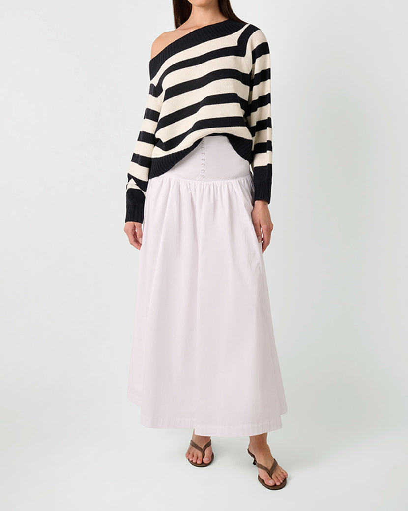 [Navy/White] - Model